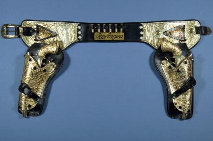 RR Gun and Holster Set