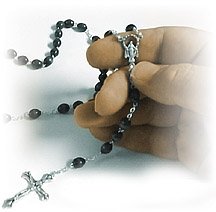 praying-rosary