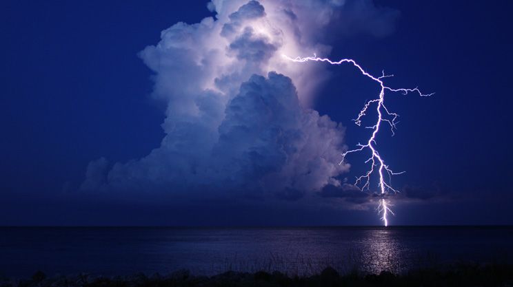 lightning 9