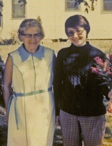 Mom sending flowers from her garden home with me to Chicago