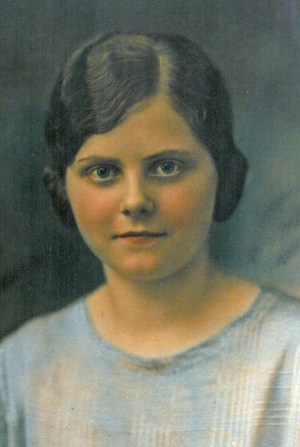 Elsie Kenseth Korth as a young woman